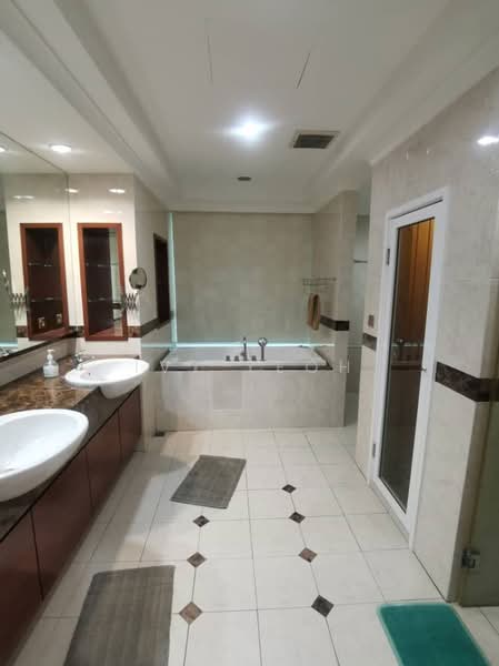 Condominium for Rent at The Cove Condominium - Ivy Yeoh - Bathroom - PropertyGuru.com.my
