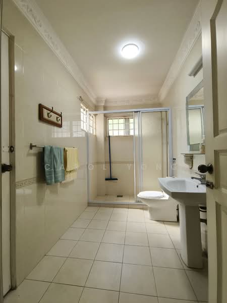 Bungalow for Sale in Bukit Damansara (Damansara Heights) - Carol Yong - Bathroom - PropertyGuru.com.my