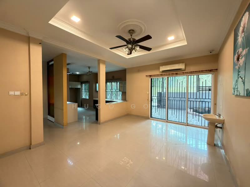 Rumah Banglo untuk Dijual di Jalan Klang Lama (Old Klang Road) (Kuala Lumpur) - Hugo Gooi - Living Room - PropertyGuru.com.my