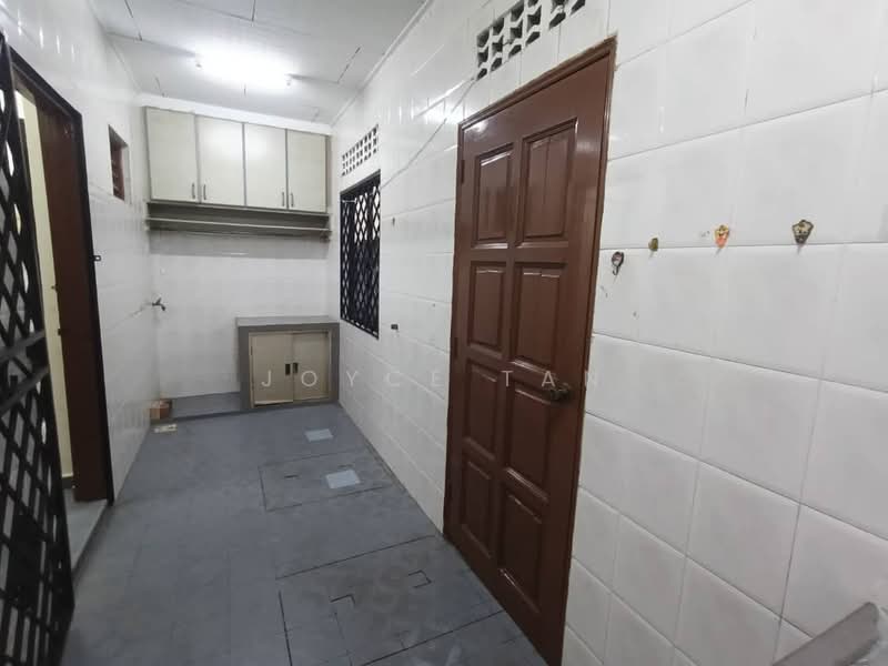 Taman Ungku Tun Aminah - 3