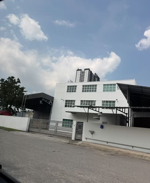 Semi-D Factory for Rent in Puchong (Selangor) - Kai Chan - Exterior - PropertyGuru.com.my