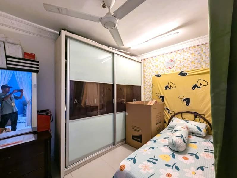 Rumah Teres untuk Dijual di Cheras (Selangor) - Ali Idris - Bedroom - PropertyGuru.com.my