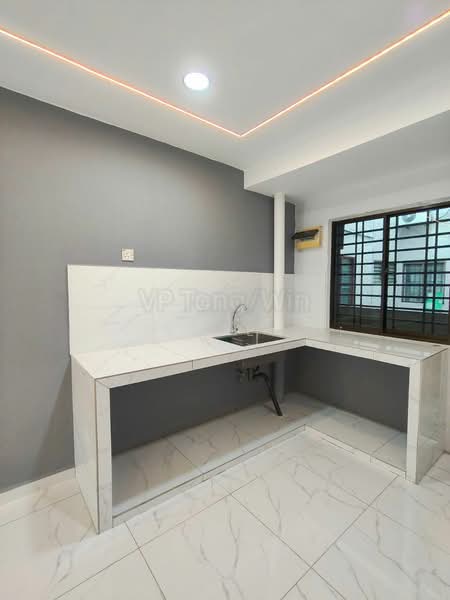 Flat for Sale at Tasek Seri Alam - Jemie . - Kitchen - PropertyGuru.com.my