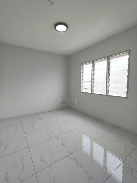 Flat for Sale at Tasek Seri Alam - Jemie . - Interior - PropertyGuru.com.my