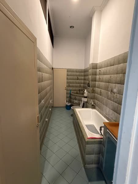 Rumah Teres 2 Tingkat untuk Dijual di Taman Midah (Cheras) - KK Chia - Bathroom - PropertyGuru.com.my