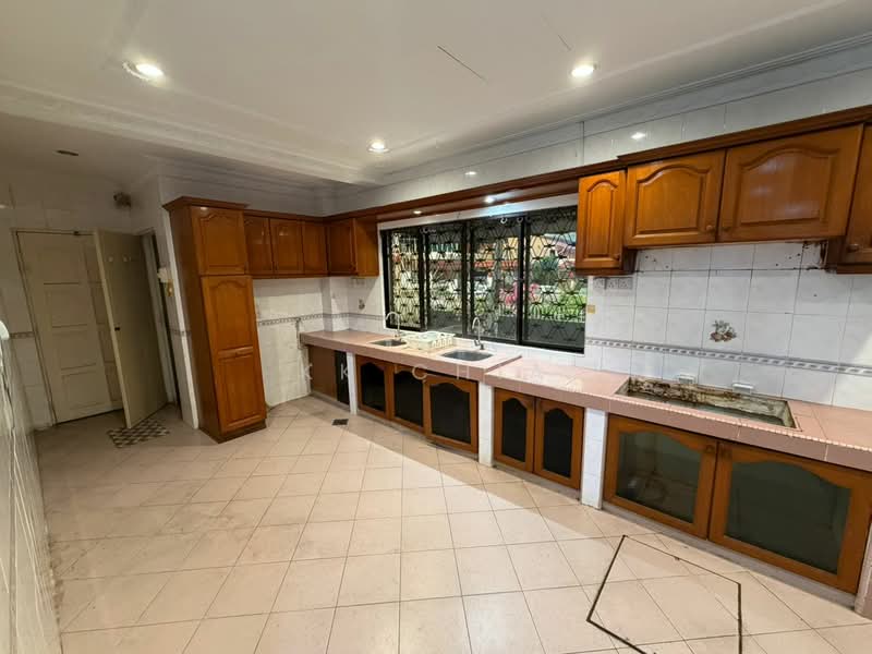 Rumah Teres 2 Tingkat untuk Dijual di Taman Midah (Cheras) - KK Chia - Kitchen - PropertyGuru.com.my