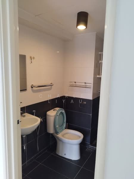 Kondominium untuk Disewa di Paradesa Rustica - Charles Liyau - Bathroom - PropertyGuru.com.my