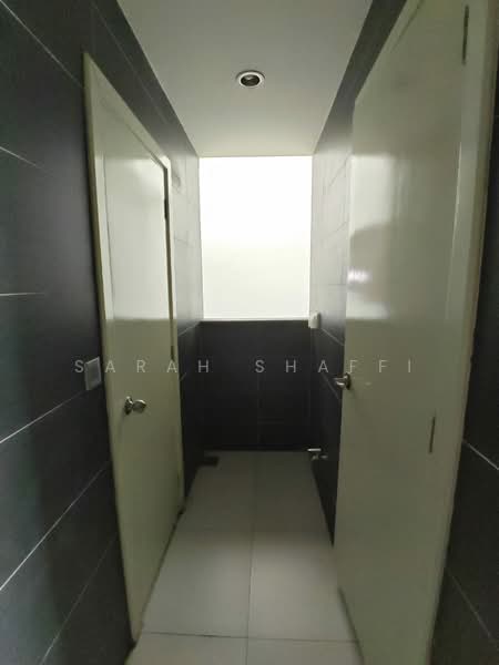 Apartment for Rent at Impiana - Sarah Shaffi - Corridor - PropertyGuru.com.my