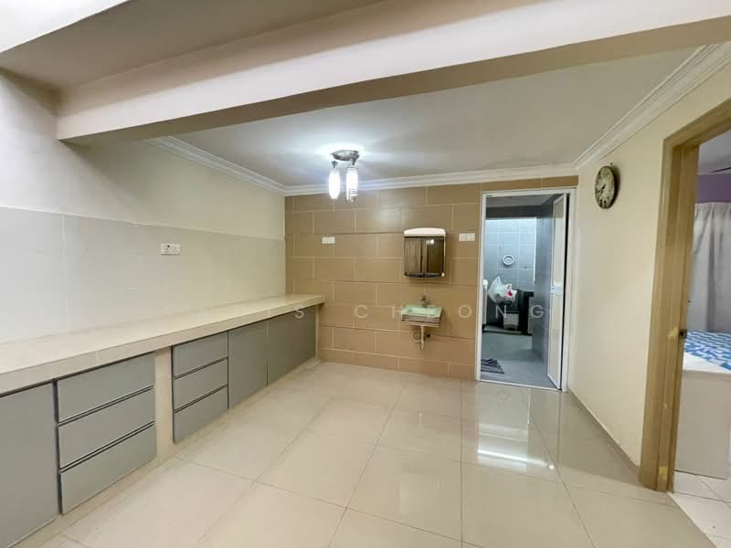 1-storey Terraced House for Sale in Taman Ehsan (Kepong) - Yanis Cheong - Kitchen - PropertyGuru.com.my