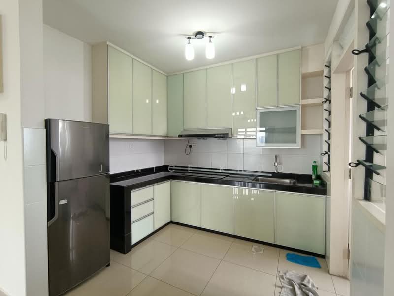 Condominium for Sale at Fairway Suites - Janice Khoo - Kitchen - PropertyGuru.com.my