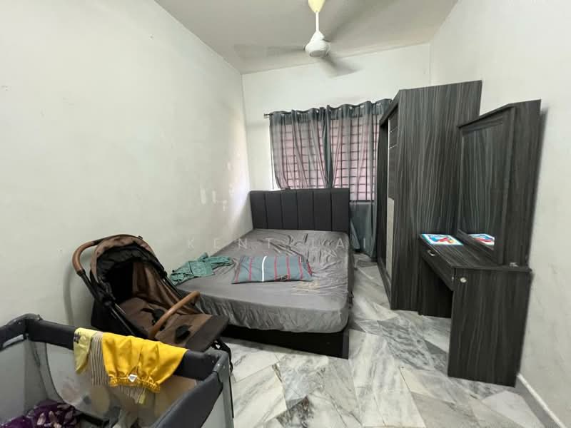 2-storey Terraced House for Sale in Bandar Kinrara Seksyen 5 (Bandar Kinrara) - Kent Lai - Bedroom - PropertyGuru.com.my