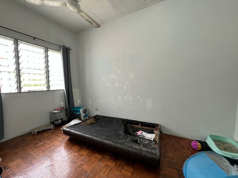 2-storey Terraced House for Sale in Bandar Kinrara Seksyen 5 (Bandar Kinrara) - Kent Lai - Bedroom - PropertyGuru.com.my
