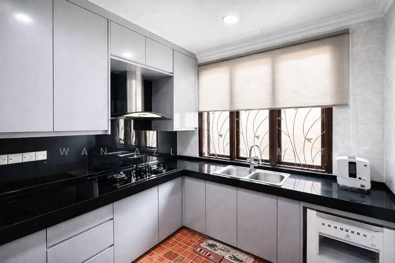 Bungalow for Sale in Bangi (Selangor) - Wan Azlan Ahmad - Kitchen - PropertyGuru.com.my