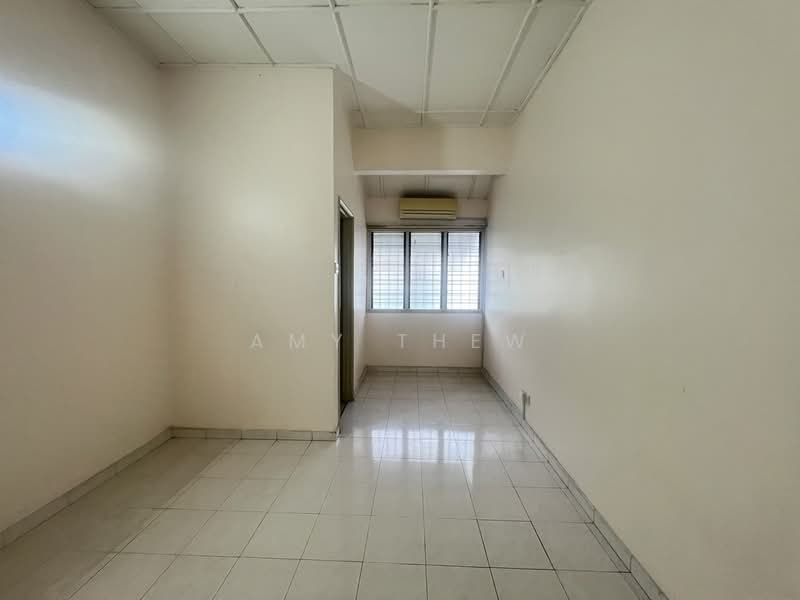 2-storey Terraced House for Sale in Taman Overseas Union (Taman Oug) (Jalan Klang Lama (Old Klang Road)) - Amy Thew - Interior - PropertyGuru.com.my