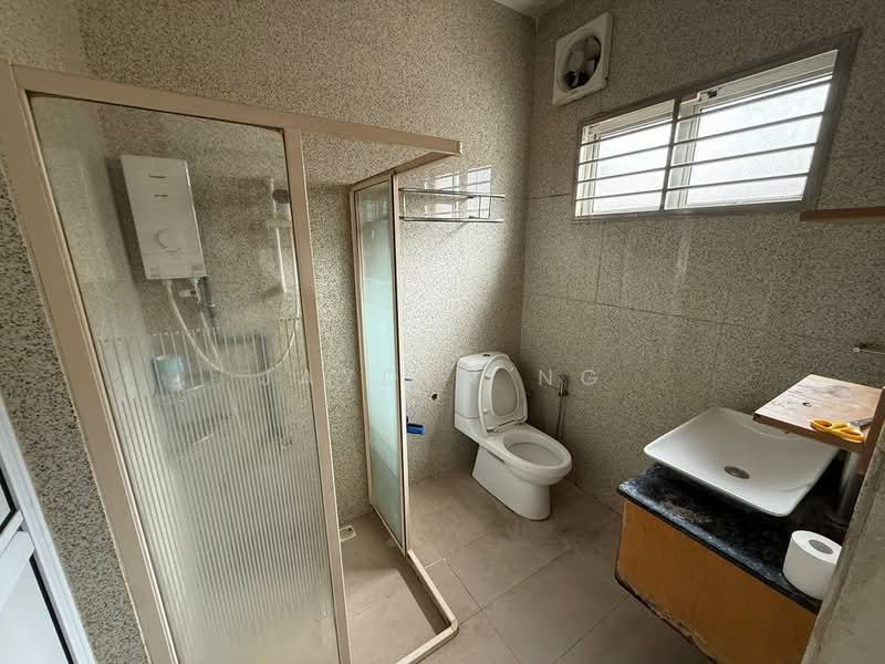 2-storey Terraced House for Sale in Taman Setia Indah (Tebrau) - Jayden Ng - Bathroom - PropertyGuru.com.my