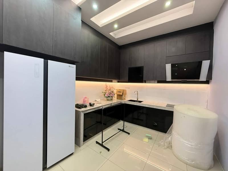 Rumah Teres 2.5 Tingkat untuk Dijual di Skudai (Johor) - Kim Ng - Kitchen - PropertyGuru.com.my