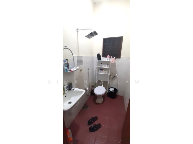 1-storey Terraced House for Sale in Desa Pinggiran Putra (Dengkil) - Aiman Allam - PropertyGuru.com.my