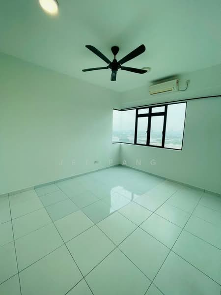 Servis Apartment untuk Dijual di Sky Oasis Residence (Pangsapuri Oasis 1) - Jet Pang - View - PropertyGuru.com.my