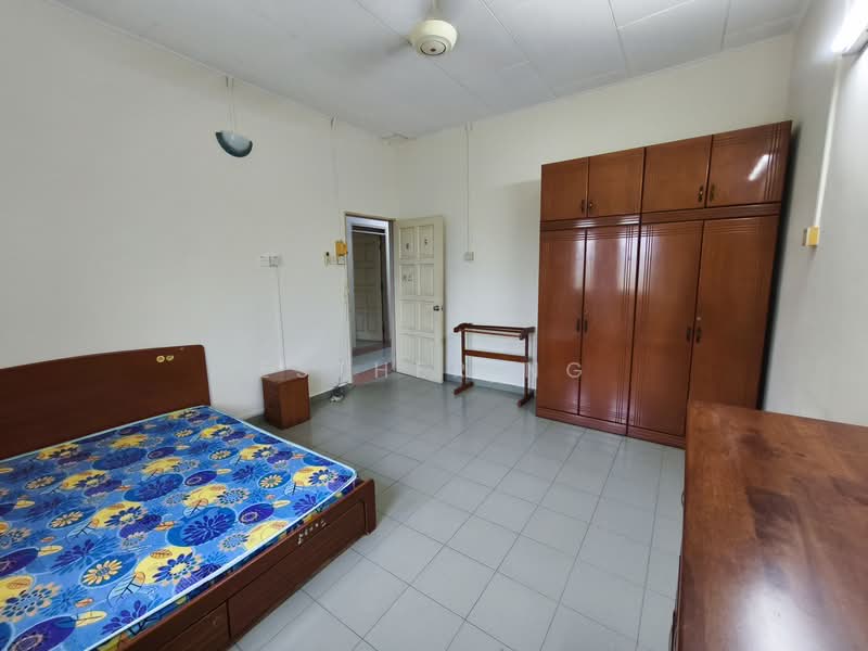Semi-Detached House for Sale in Klang (Selangor) - Esther Ng - Bedroom - PropertyGuru.com.my