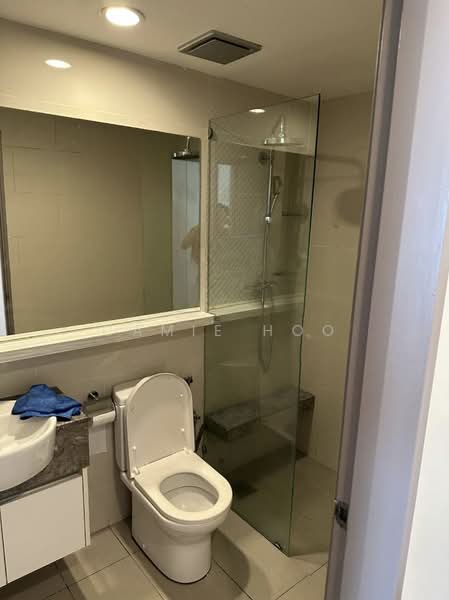 Service Residence for Sale at DEX Suites 2.0 (Tower B) @ Kiara East - Camie Hoo - Bathroom - PropertyGuru.com.my