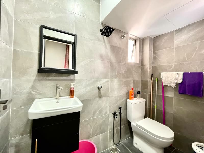 Rumah Teres untuk Dijual di Petaling Jaya (Selangor) - Muhd Khairulnawawi Kamaruddin - Bathroom - PropertyGuru.com.my