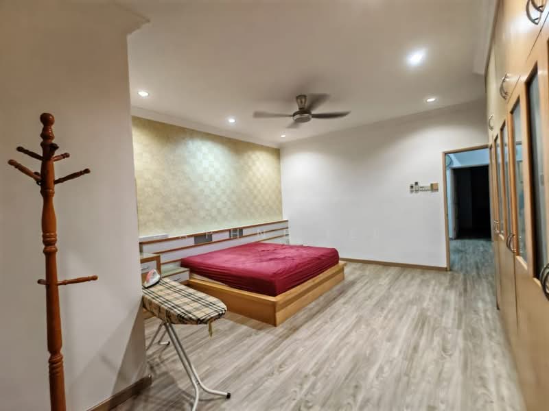 Rumah Teres 2 Tingkat untuk Disewa di Permas Jaya (Johor) - Daphne Lee - Bedroom - PropertyGuru.com.my