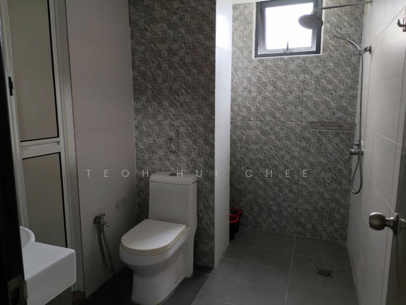Service Residence for Rent at SkyVille 8 @ Benteng 8 - Teoh Hui Chee - Bathroom - PropertyGuru.com.my