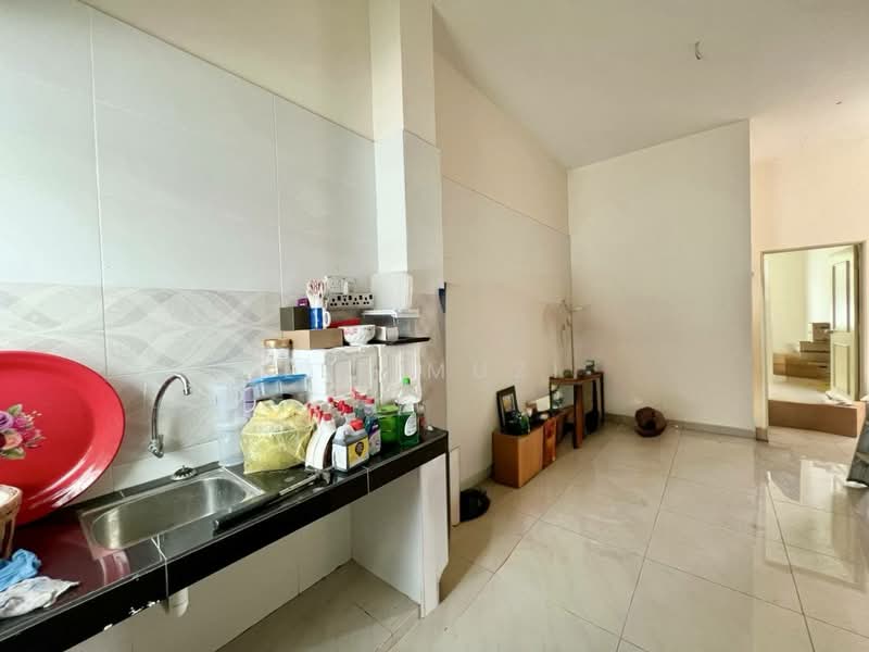 Rumah Teres 1 Tingkat untuk Dijual di Gunung Rapat (Ipoh) - Lee Muzi - Kitchen - PropertyGuru.com.my