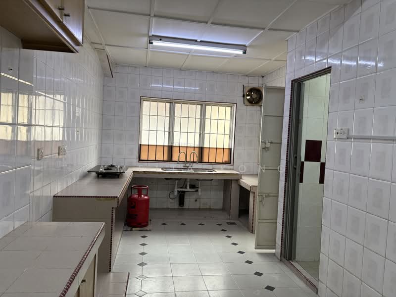 2-storey Terraced House for Sale in Taman Midah (Cheras) - Amelia Kong - Kitchen - PropertyGuru.com.my