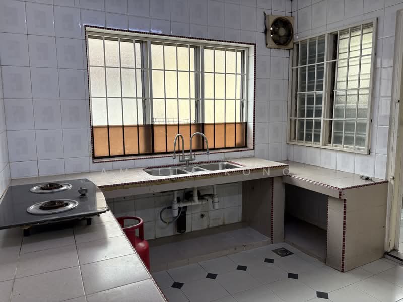 2-storey Terraced House for Sale in Taman Midah (Cheras) - Amelia Kong - Kitchen - PropertyGuru.com.my