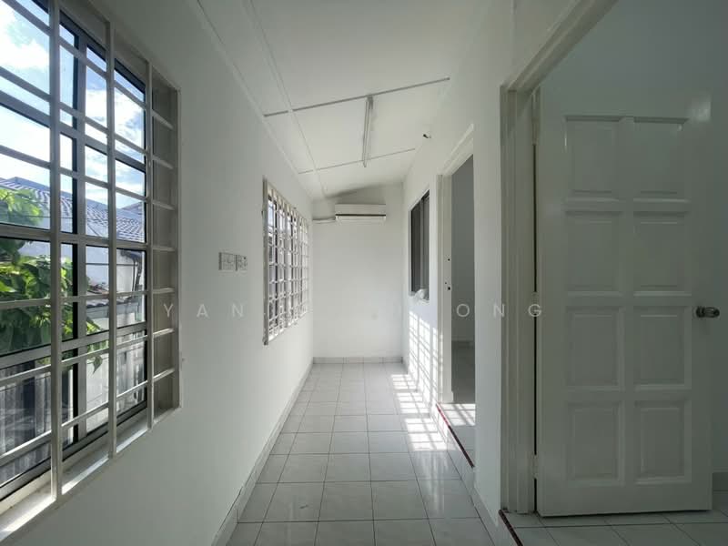 Rumah Teres 2 Tingkat untuk Dijual di Taman Wangsa Permai (Kepong) - Yanis Cheong - Corridor - PropertyGuru.com.my