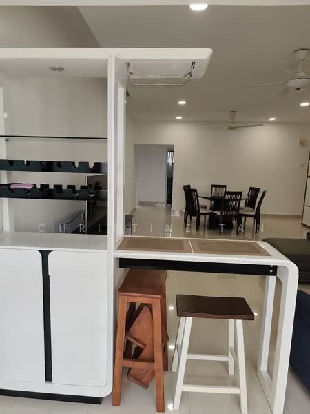 Kondominium untuk Dijual di Summer Villa - Christine Tan - Dining Room - PropertyGuru.com.my