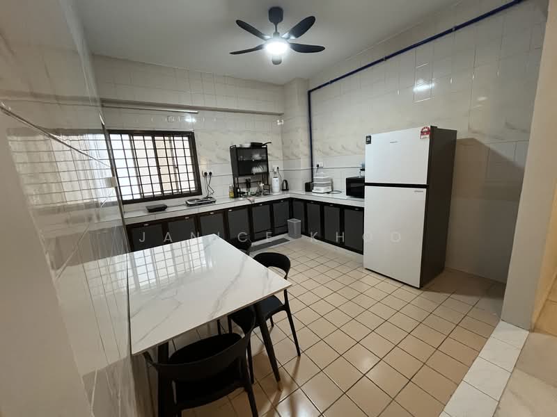 Condominium for Rent at Pelita Indah - Janice Khoo - Kitchen - PropertyGuru.com.my