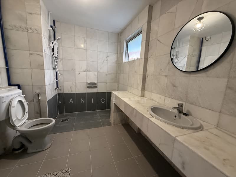 Condominium for Rent at Pelita Indah - Janice Khoo - Bathroom - PropertyGuru.com.my