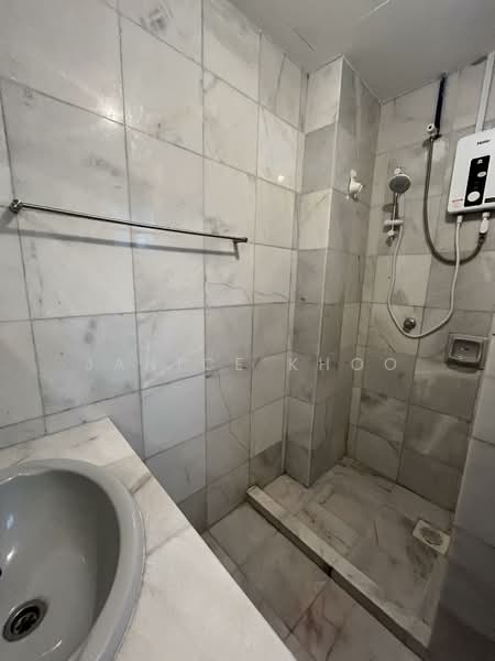 Condominium for Rent at Pelita Indah - Janice Khoo - Bathroom - PropertyGuru.com.my