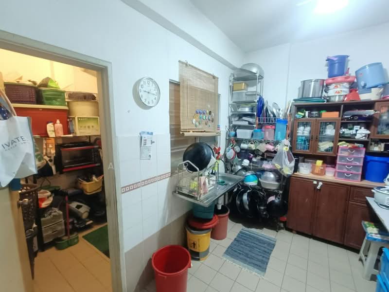 Pangsapuri untuk Dijual di Kristal Heights - Amzar Faiz - Kitchen - PropertyGuru.com.my