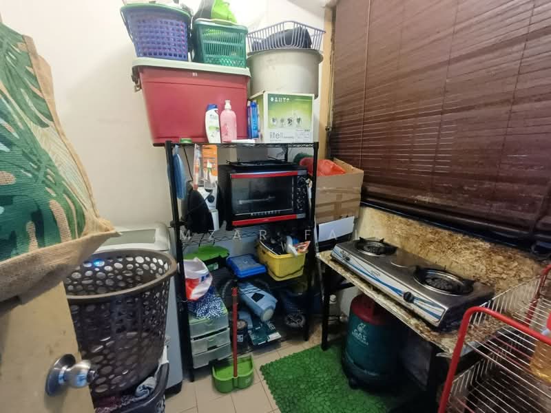 Pangsapuri untuk Dijual di Kristal Heights - Amzar Faiz - Kitchen - PropertyGuru.com.my
