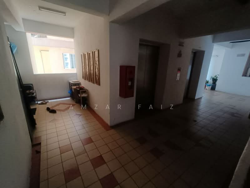 Pangsapuri untuk Dijual di Kristal Heights - Amzar Faiz - Corridor - PropertyGuru.com.my