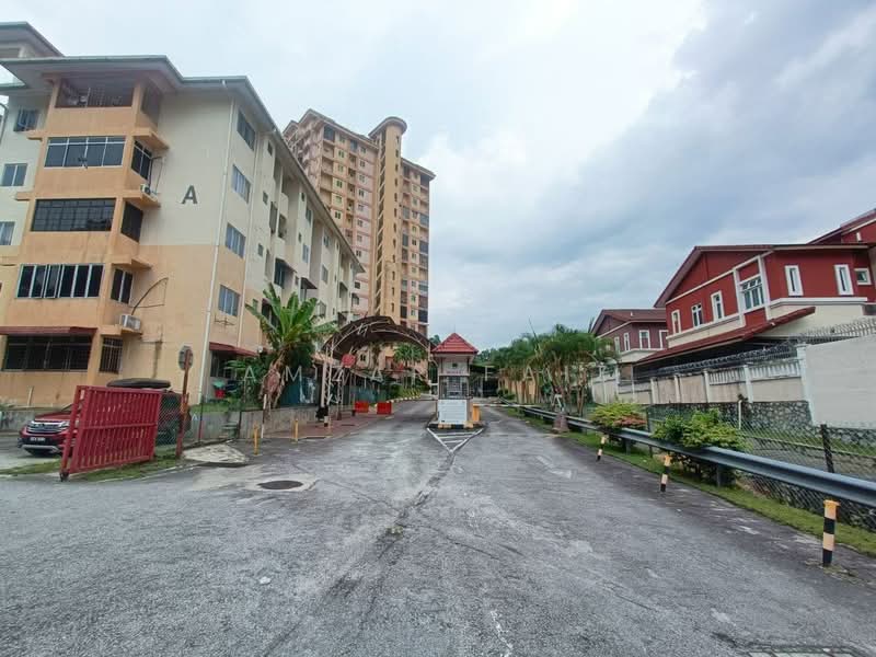 Pangsapuri untuk Dijual di Kristal Heights - Amzar Faiz - Exterior - PropertyGuru.com.my