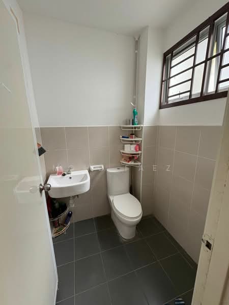 2-storey Terraced House for Sale in Bandar Bistari Perdana (Pasir Gudang) - Mohd Faez - Bathroom - PropertyGuru.com.my
