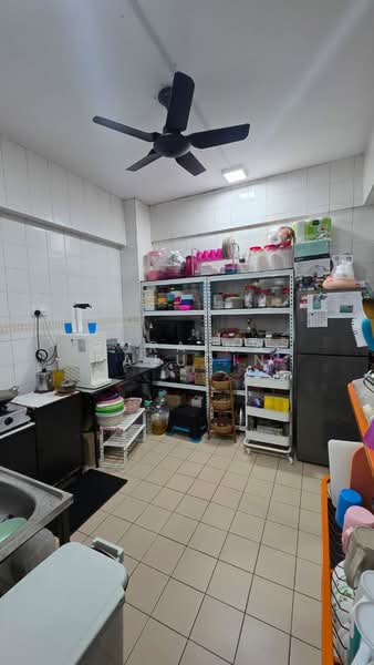 Kondominium untuk Dijual di Kemuncak Shah Alam - Zuraina Rajudin - Kitchen - PropertyGuru.com.my