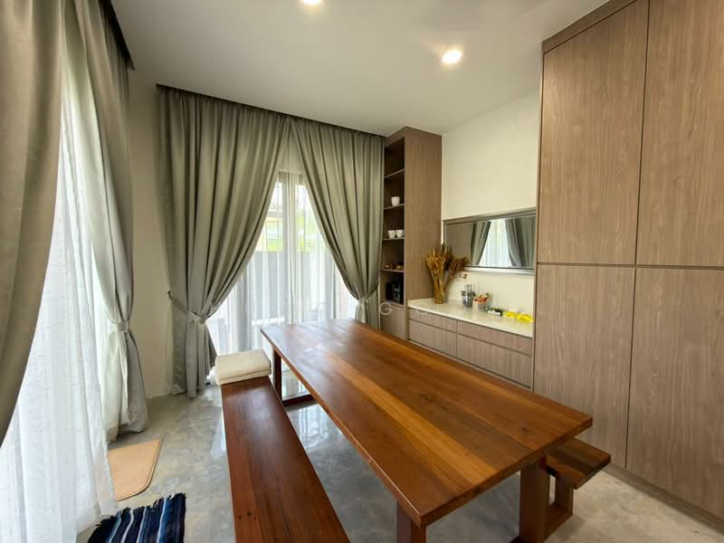 Bungalow for Rent in Cheras (Selangor) - Hugo Gooi - Dining Room - PropertyGuru.com.my