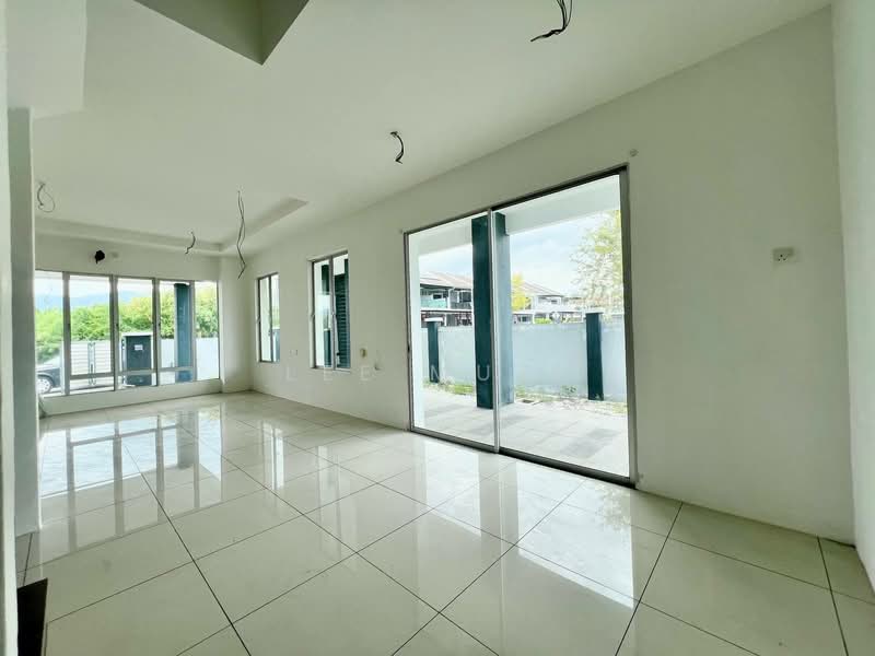 Rumah Teres 2 Tingkat untuk Dijual di Ipoh (Perak) - Lee Muzi - Living Room - PropertyGuru.com.my