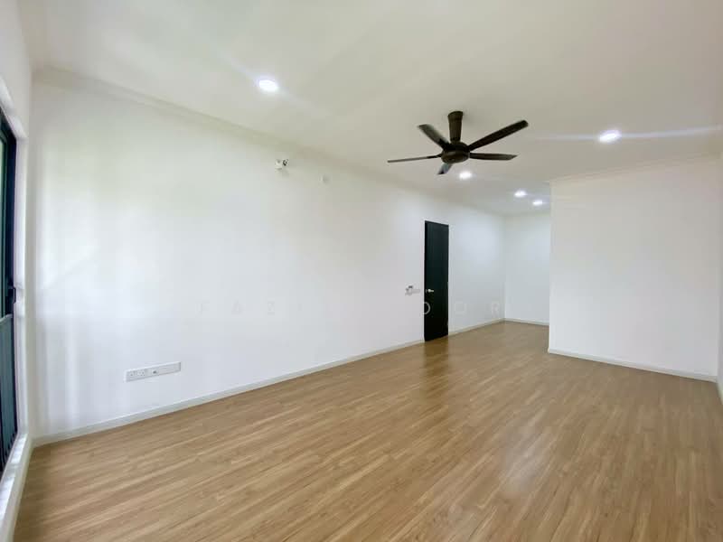 Rumah Teres 2 Tingkat untuk Dijual di Shah Alam (Selangor) - Fazie Noor - Living Room - PropertyGuru.com.my