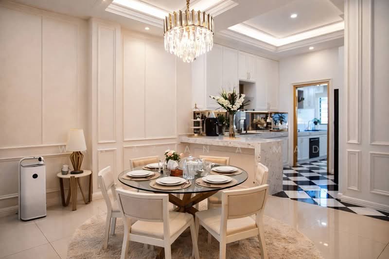 Rumah Teres 2 Tingkat untuk Dijual di Eco Grandeur (Puncak Alam) - Wan Azlan Ahmad - Dining Room - PropertyGuru.com.my