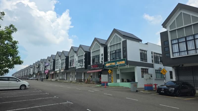 Shop / Office for Sale in Johor Bahru (Johor) - Paul Poh - Exterior - PropertyGuru.com.my
