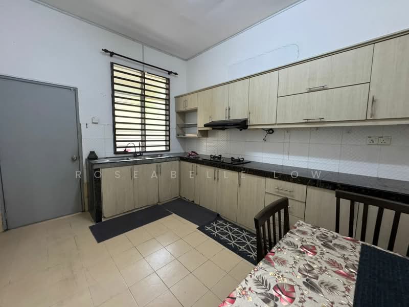Rumah Berkembar untuk Disewa di Klang (Selangor) - Roseabelle Low - Kitchen - PropertyGuru.com.my