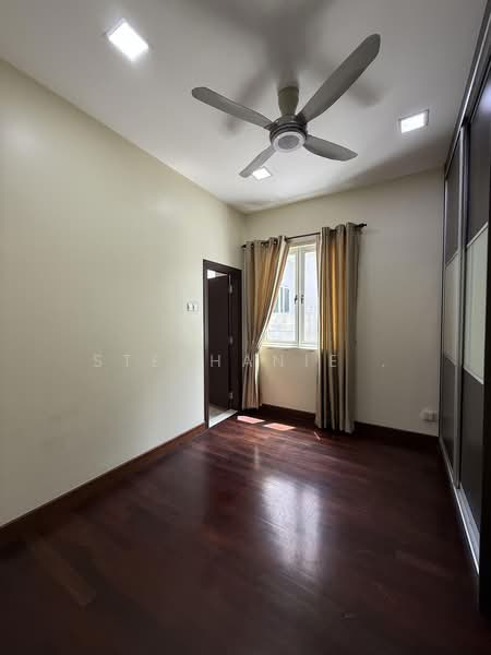 Rumah Banglo untuk Dijual di Taman Bukit Idaman (Selayang) - Stephanie . - Bedroom - PropertyGuru.com.my