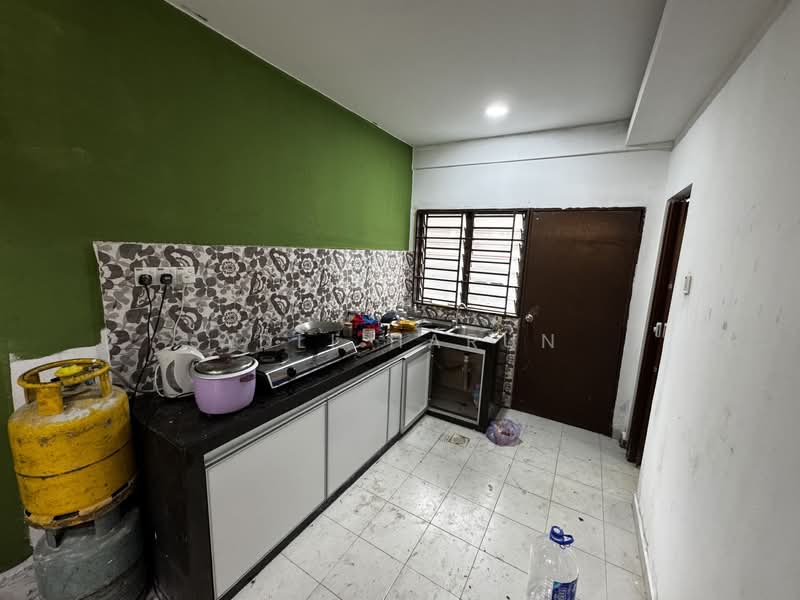 2-storey Terraced House for Sale in Taman Scientex Pasir Gudang (Pasir Gudang) - Adli Harun - Kitchen - PropertyGuru.com.my