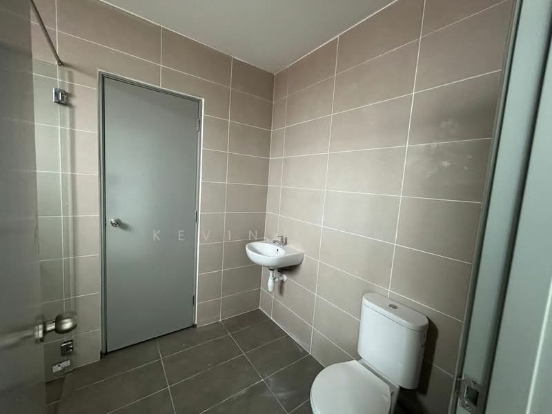 Rumah Berkembar untuk Dijual di Bandar Mahkota Cheras (Cheras) - Kevin Chen - Bathroom - PropertyGuru.com.my